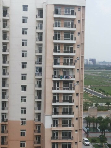 2.5 BHK Apartment – Exterior View View at Gomti Nagar - for Rent