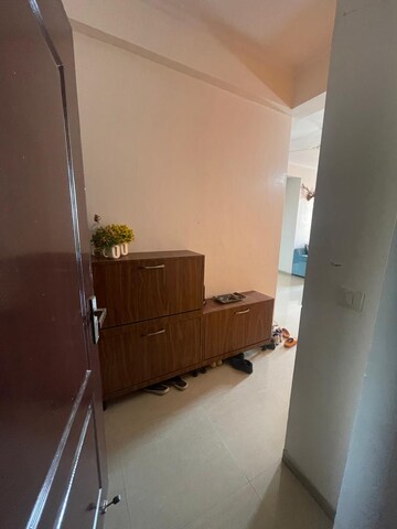 Bathroom in 2.5 BHK Apartment at Gomti Nagar – for Rent