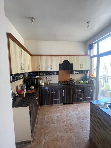 Kitchen in 2.5 BHK Apartment at Gomti Nagar – for Rent