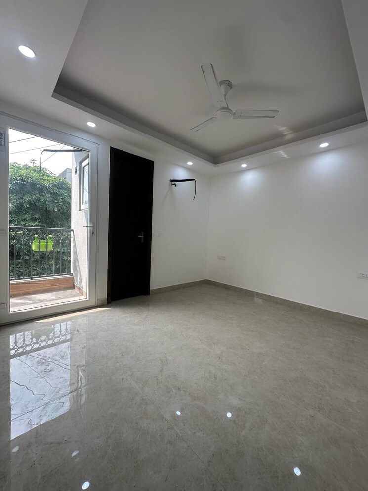 Room, saket 3 Bedroom 150 Sq.Yd. Builder Floor In Saket Delhi 8350078
