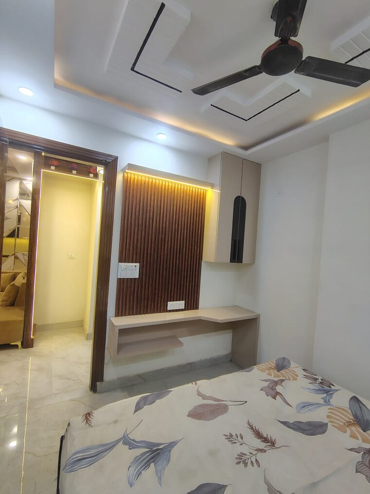 Living Room, dwarka 3 Bedroom 100 Sq.Yd. Builder Floor In Dwarka Delhi 8350194