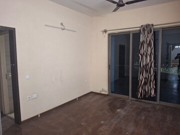 Room in 3 BHK Apartment at Adani Oyster Arcade, Sector 102 – for Rent
