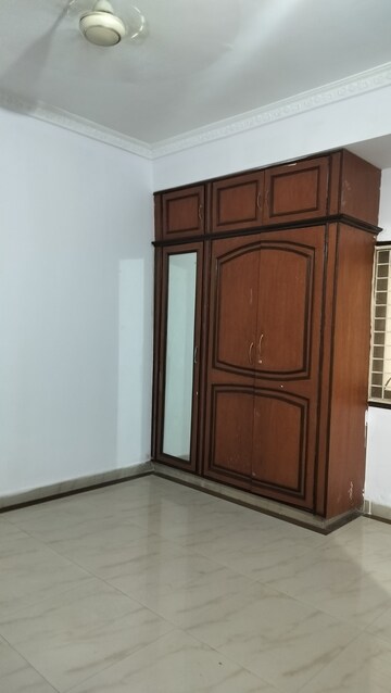 Room in 3 BHK Apartment at Almasguda – for Rent