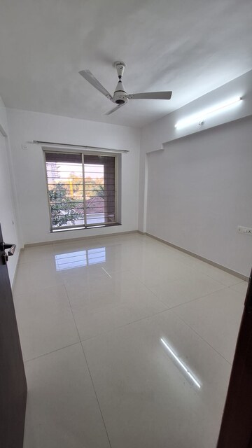 Room in 2 BHK Apartment at Goel Ganga Carnation, Koregaon Park – for Rent