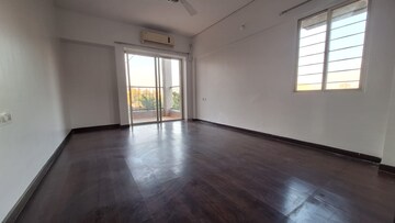 Room in 2 BHK Apartment at Goel Ganga Carnation, Koregaon Park – for Rent