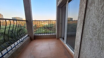 Room in 2 BHK Apartment at Goel Ganga Carnation, Koregaon Park – for Rent