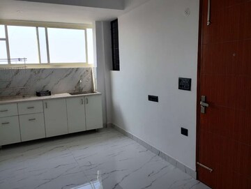 Room in 1 BHK Builder Floor at Kishangarh – for Rent