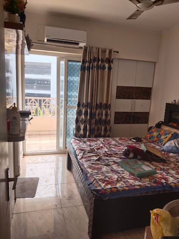 Bedroom in 2 BHK Apartment at Gaur City 7th Avenue, Sector 4, Greater Noida – for Rent