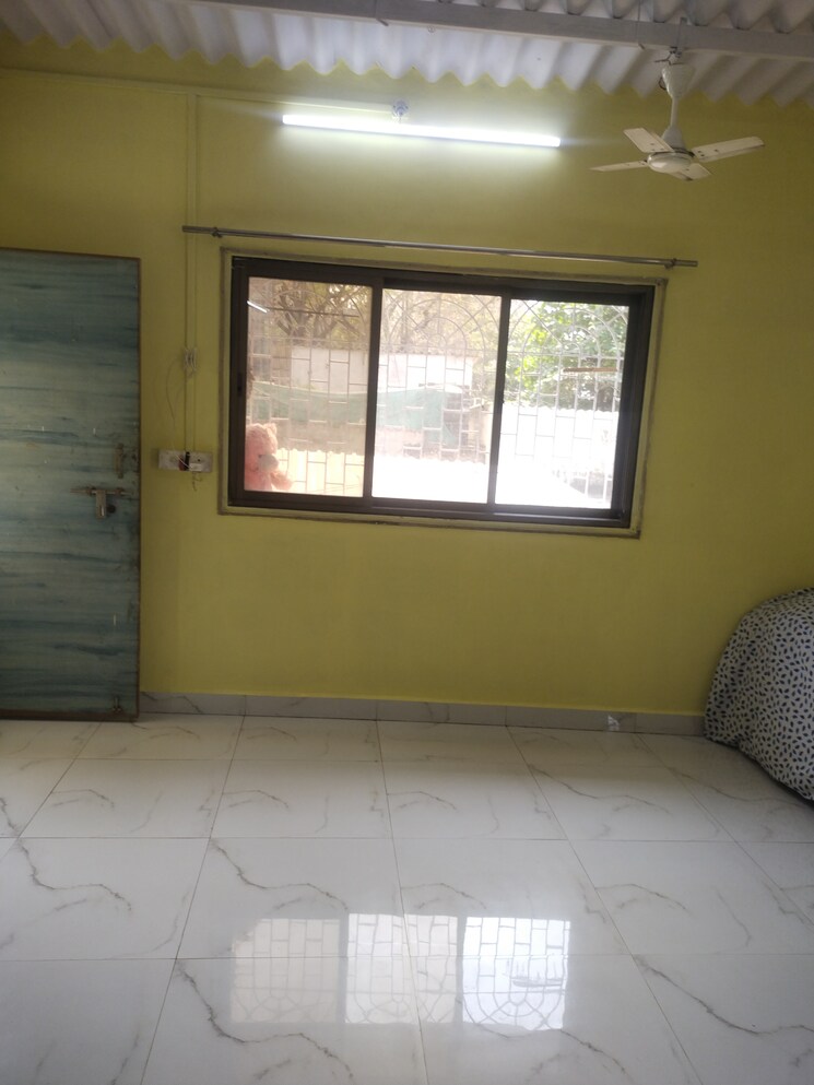 Room, swastik-park 1 RK 250 Sq.Ft. Independent House In Chembur Mumbai 8350388