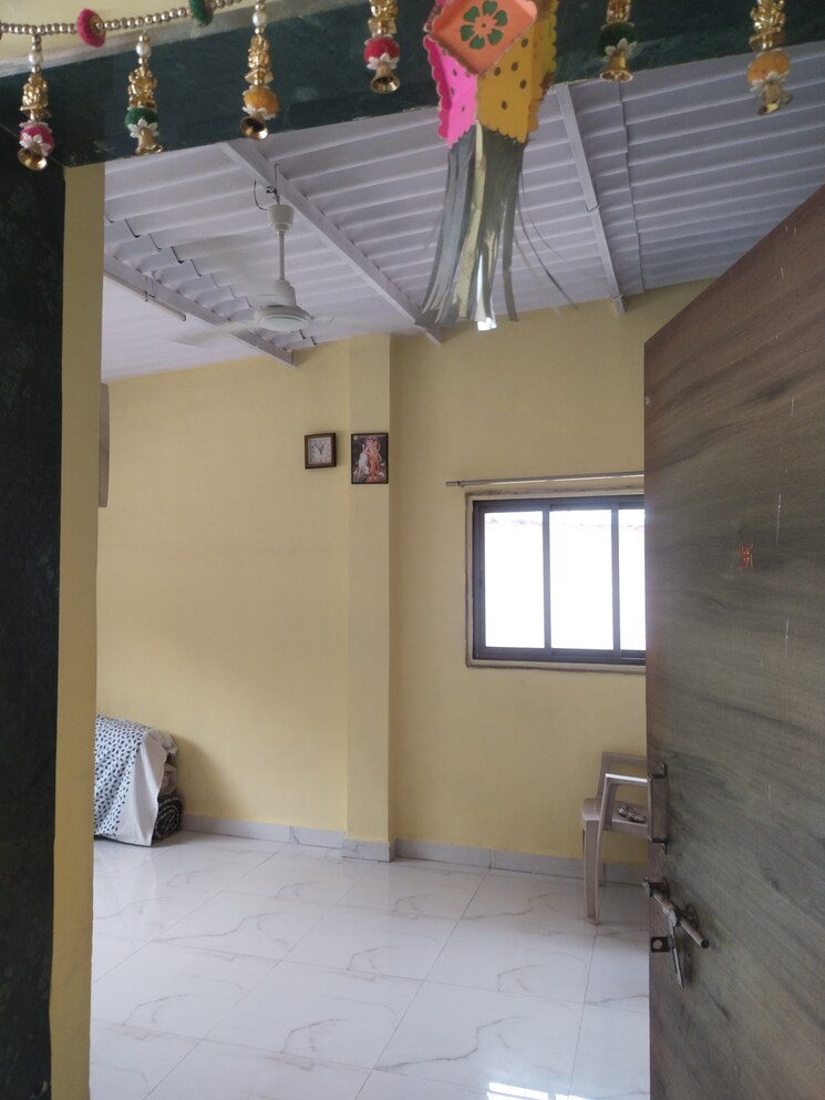 Room, swastik-park 1 RK 250 Sq.Ft. Independent House In Chembur Mumbai 8350388