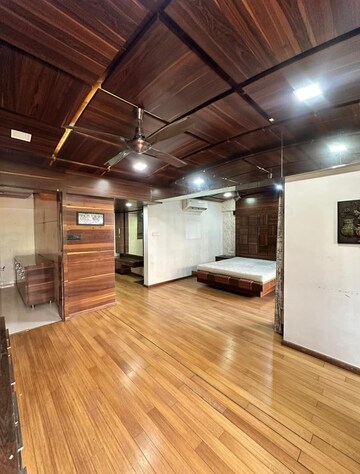 Room in 4 BHK Apartment at Kool Homes Solitaire, Kondhwa – for Sale