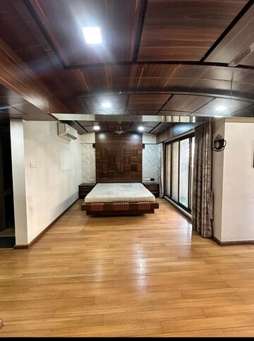 Master Bedroom in 4 BHK Apartment at Kool Homes Solitaire, Kondhwa – for Sale