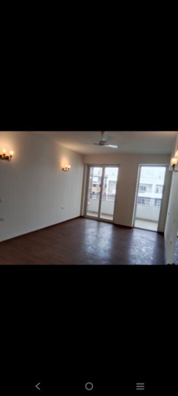 Room in 5 BHK Builder Floor at DLF Alameda, Sector 73 – for Sale