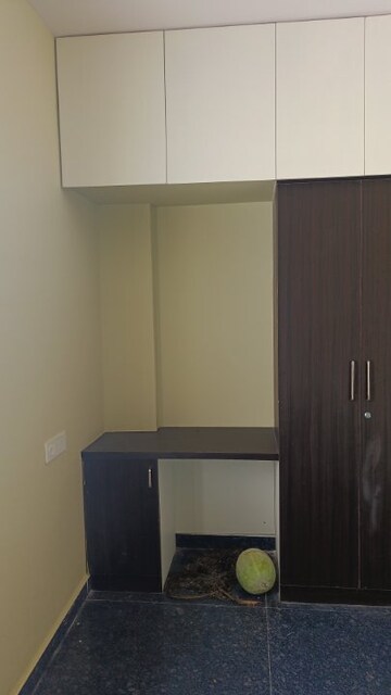 Room in 2 BHK Independent House at Sathnur – for Rent