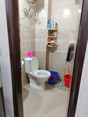 Bathroom in 1 RK Builder Floor at SS 100, Sector 49 – for Rent