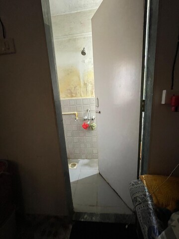 Bathroom in 1 RK Apartment at Vile Parle West – for Rent