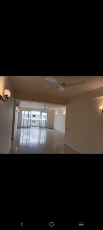 Room in 5 BHK Builder Floor at DLF Alameda, Sector 73 – for Rent