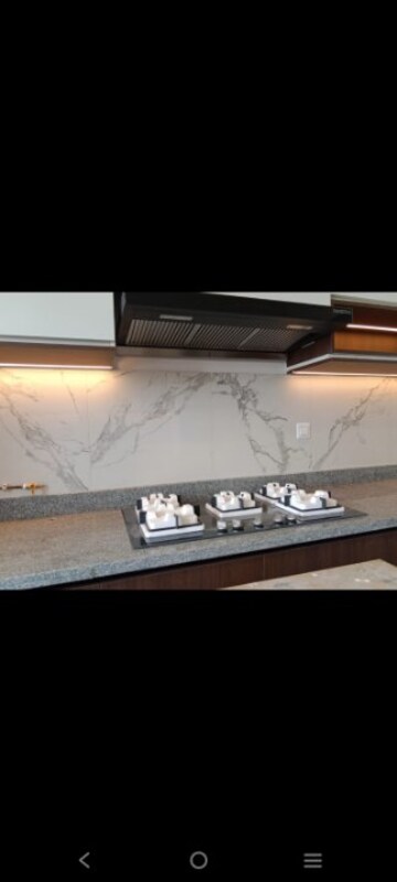 Furnished Amenities in 5 BHK Builder Floor at DLF Alameda, Sector 73 – for Rent