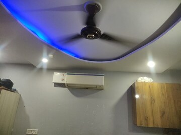 Furnished Amenities in 1 RK Builder Floor at SS 100, Sector 49 – for Rent