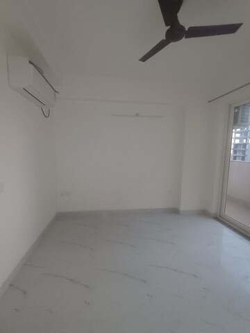 Room in 2 BHK Builder Floor at Sector 7 – for Rent