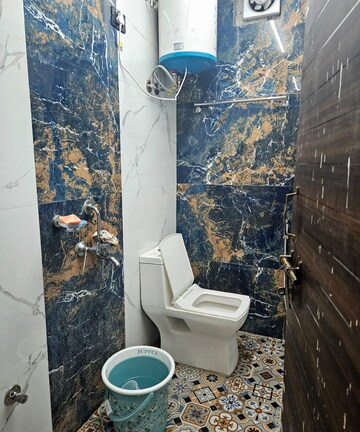 Bathroom in 3 BHK Villa at Sector 41 – for Rent