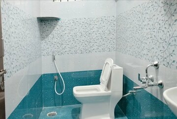 Master Bedroom in 3 BHK Independent House at Bathlapalli – for Sale