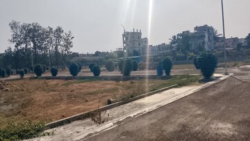  Plot For Sale in Shamirpet