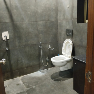 Bathroom in 1 RK Builder Floor at Malviya Nagar – for Rent