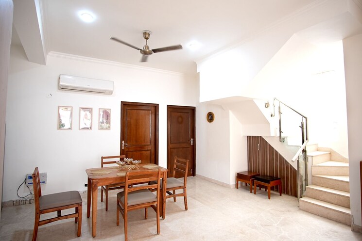 Living Room, ss-almeria 3.5 Bedroom 2000 Sq.Ft. Builder Floor In Sector 84 Gurgaon 8350733