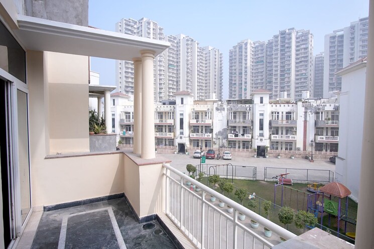 Balcony, ss-almeria 3.5 Bedroom 2000 Sq.Ft. Builder Floor In Sector 84 Gurgaon 8350733