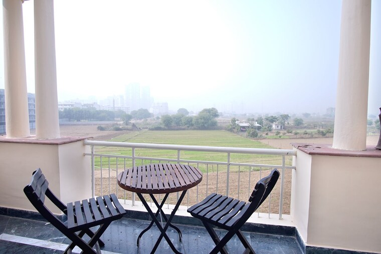 Balcony, ss-almeria 3.5 Bedroom 2000 Sq.Ft. Builder Floor In Sector 84 Gurgaon 8350733