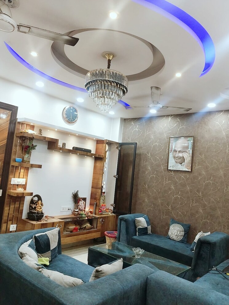 Living Room, uttam nagar 3.5 Bedroom 102 Sq.Ft. Builder Floor In Uttam Nagar Delhi 8350748