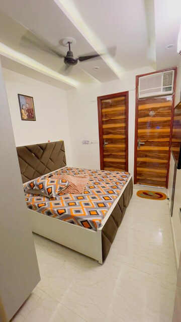 Bedroom in 3.5 BHK Builder Floor at Uttam Nagar – for Rent