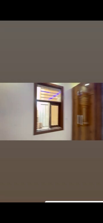 Room in 1.5 BHK Builder Floor at Uttam Nagar West – for Rent