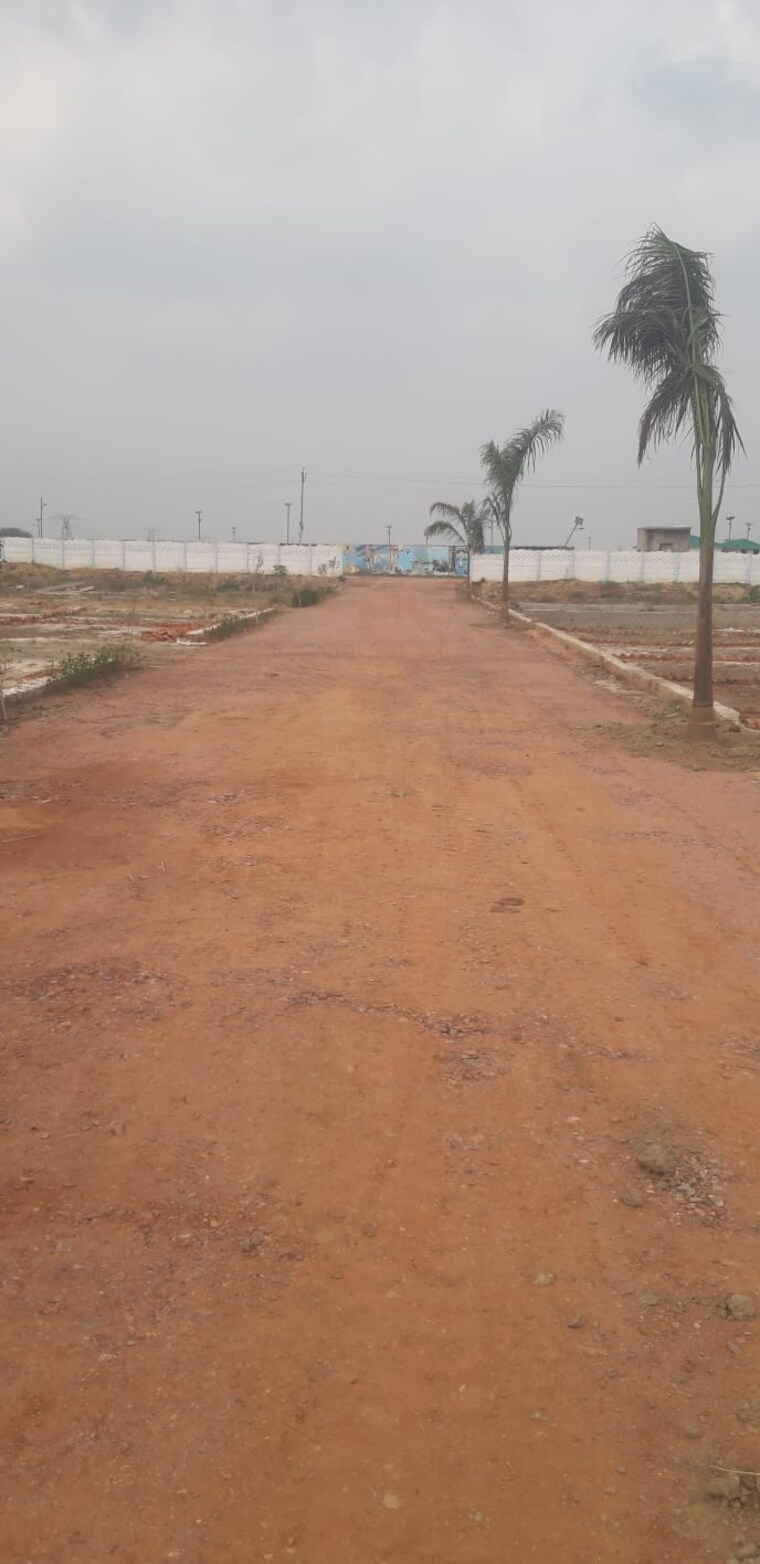 undefined, upsidc site b  100 Sq.Yd. Plot In Upsidc Site B Greater Noida 8350765