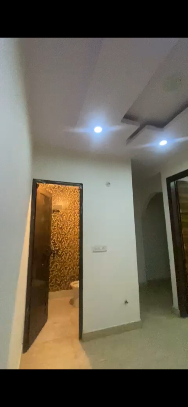 Bedroom, uttam nagar 1.5 Bedroom 40 Sq.Yd. Builder Floor In Uttam Nagar Delhi 8350767