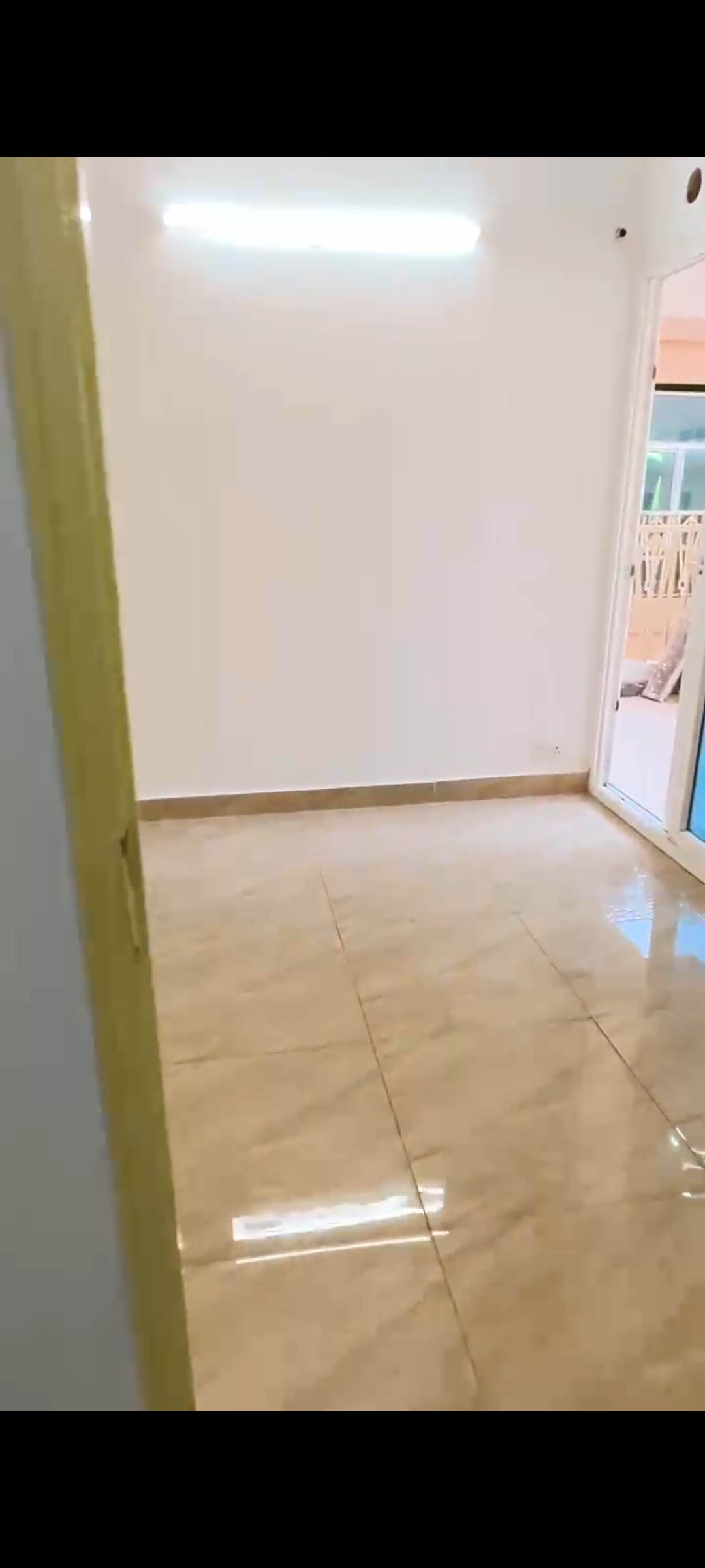 2 BHK Apartment For Sale in Gaur City 7th Avenue