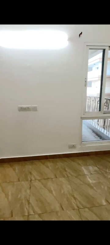 Furnished Amenities in 2 BHK Apartment at Gaur City 7th Avenue, Sector 4, Greater Noida – for Sale