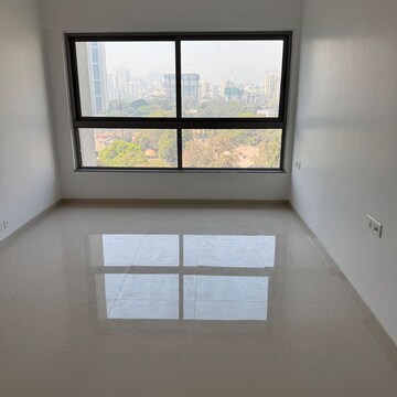 Room in 3 BHK Apartment at Kalpataru Immensa B, Kolshet Industrial Area – for Sale