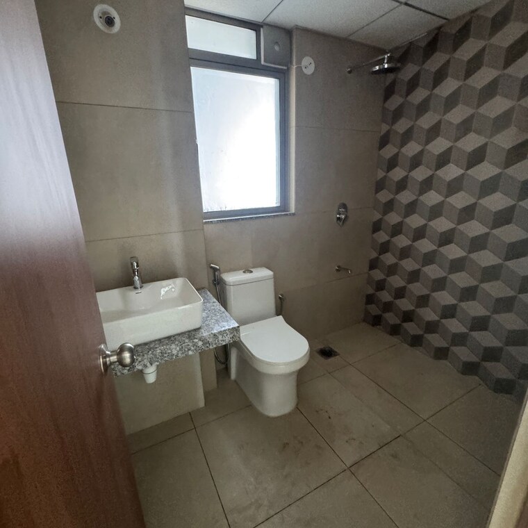 Bathroom, kalpataru-immensa-b 3 Bedroom 944 Sq.Ft. Apartment In Kolshet Industrial Area Thane 8350829