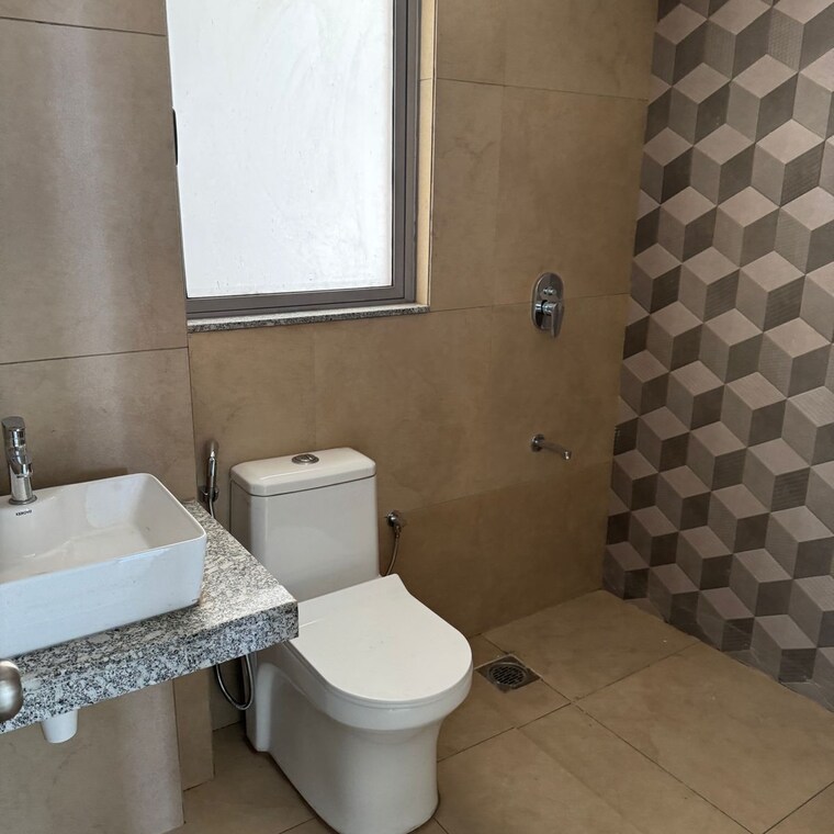 Bathroom, kalpataru-immensa-b 3 Bedroom 944 Sq.Ft. Apartment In Kolshet Industrial Area Thane 8350829