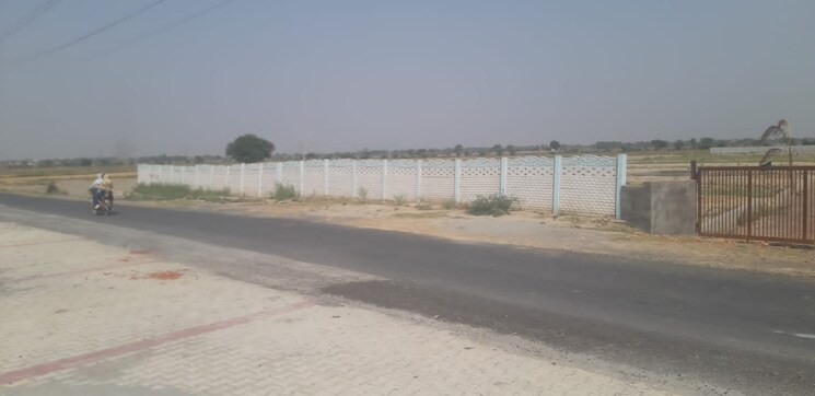 Exterior View, upsidc site b  1000 Sq.Yd. Plot In Upsidc Site B Greater Noida 8350830