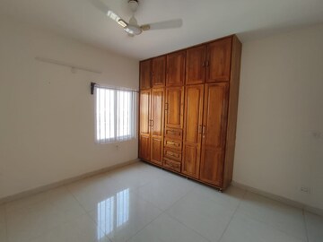 Room in 4 BHK Apartment at NCC Urban One, Narsingi – for Rent