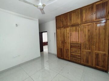 Room in 4 BHK Apartment at NCC Urban One, Narsingi – for Rent