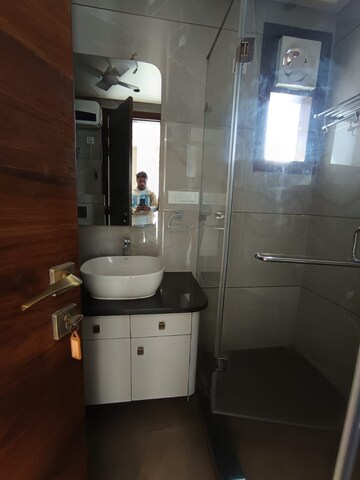 Bathroom in 3.5 BHK Builder Floor at Paschim Vihar – for Rent
