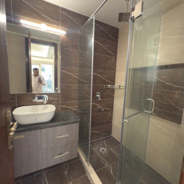 Attached Bathroom in 3 BHK Builder Floor at South Extension ii – for Rent