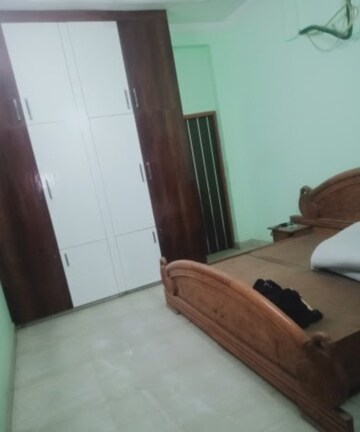 Living Room in 2 BHK Independent House at Aliganj – for Rent