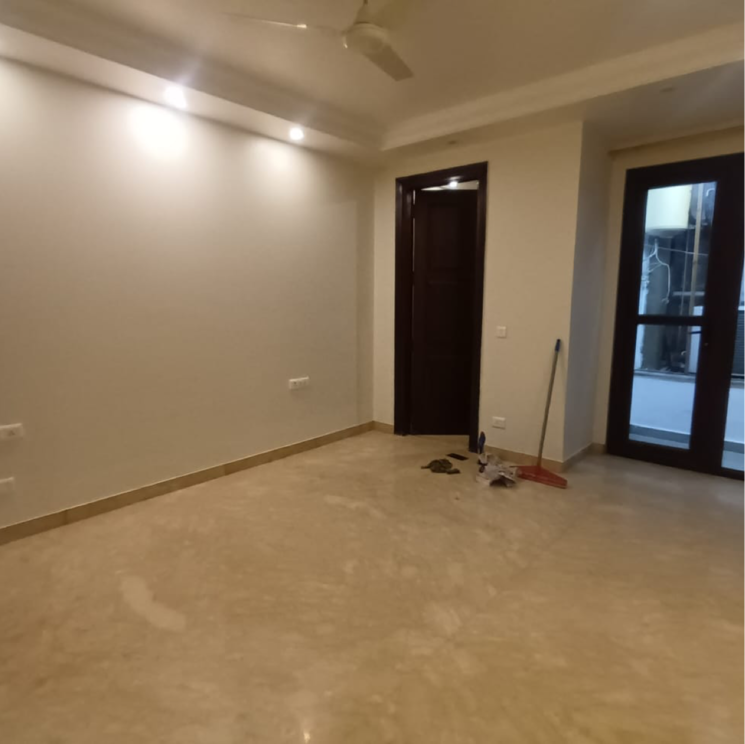 Room, sukhdev vihar 4 Bedroom 3000 Sq.Ft. Builder Floor In Sukhdev Vihar Delhi 8350973
