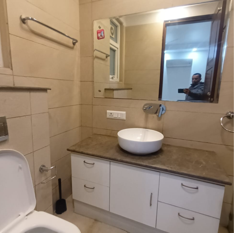 Bathroom, sukhdev vihar 4 Bedroom 3000 Sq.Ft. Builder Floor In Sukhdev Vihar Delhi 8350973