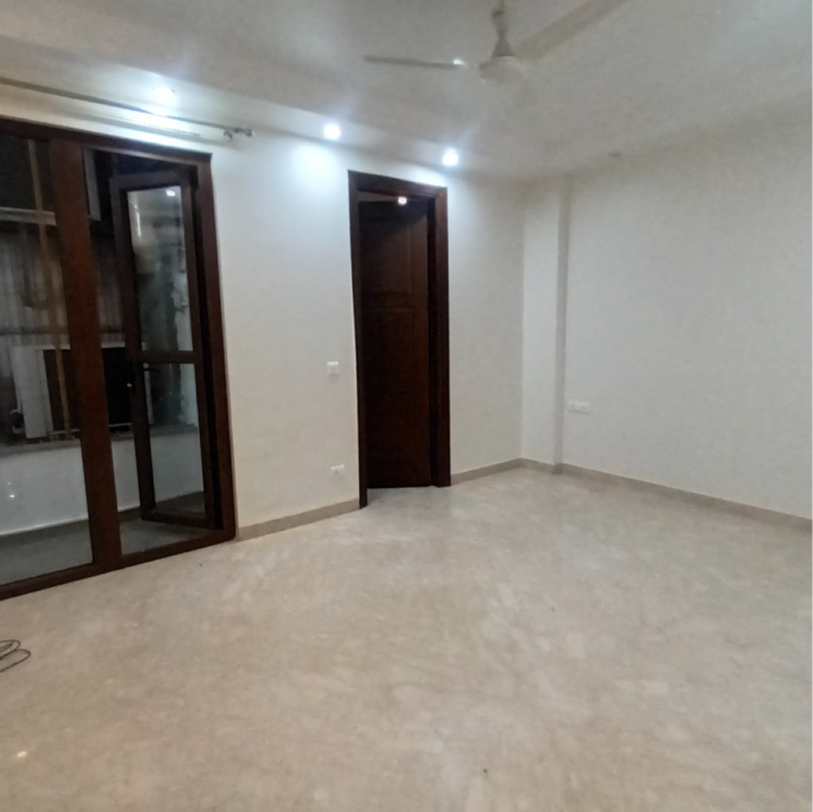 Room, sukhdev vihar 4 Bedroom 3000 Sq.Ft. Builder Floor In Sukhdev Vihar Delhi 8350973